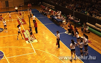 Taroltak a vlogatottak az Etvs Kupn